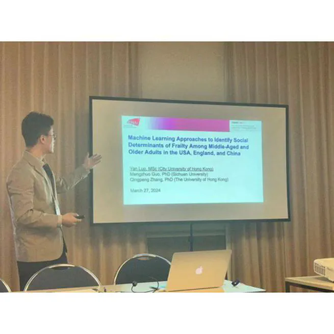 Machine learning approaches to identify social determinants of frailty among middle-aged and older adults in the USA, England, and China